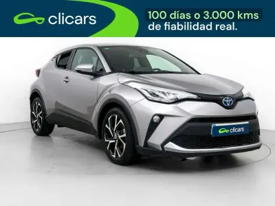 Usado Toyota C-HR Advance 98 CV (72 kW) 2021 Plateado SUV