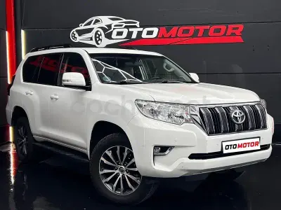 Begagnad Toyota Land Cruiser 204 HK (150 kW) 2021 Vit SUV