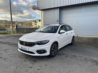 Usado Fiat Tipo Lounge 120 CV (88 kW) 2017 Blanco Familiar