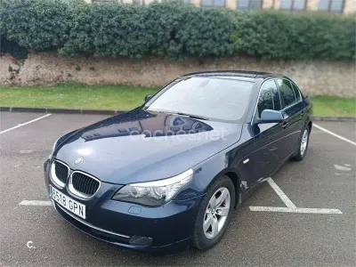 Usado BMW 520 177 CV (130 kW) 2009 Azul Berlina