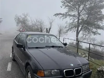 Usado BMW 316 102 CV (75 kW) 1998 Negro Berlina