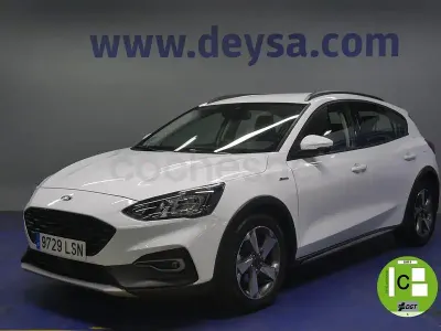 Usado Ford Focus Active 120 CV (88 kW) 2021 Blanco Berlina