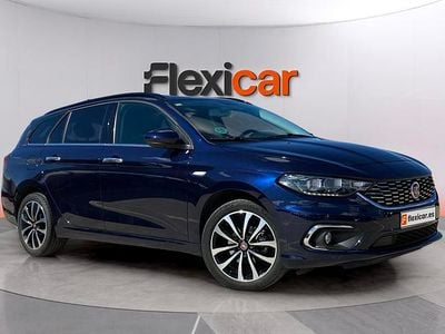Usado Fiat Tipo Lounge 120 CV (88 kW) 2020 Azul Familiar