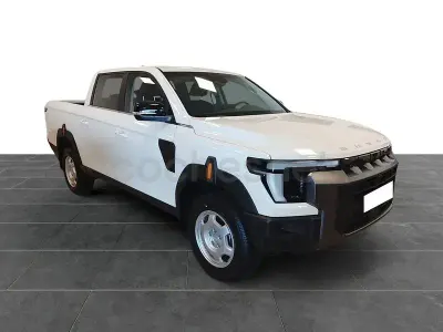 Usado SsangYong Musso 202 CV (148 kW) 2024 Blanco Pickup/Camioneta