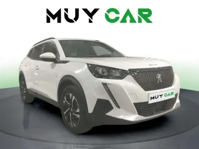 Usado Peugeot 2008 Allure 101 CV (74 kW) 2020 Blanco SUV