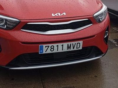 Usado Kia Stonic 2024 Rojo SUV