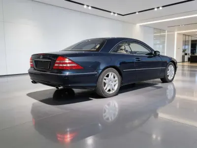 Usado Mercedes CL500 306 CV (225 kW) 1999 Azul Coupe
