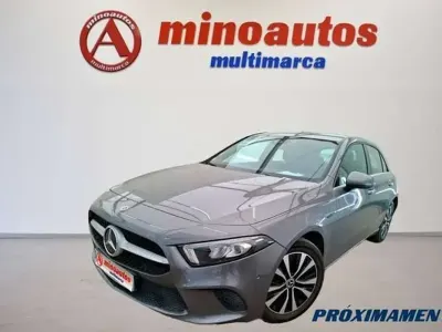 Usado Mercedes A250 Business 218 CV (160 kW) 2021 Gris Utilitario