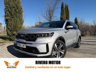 Usado Kia Sorento 265 CV (194 kW) 2021 Gris / plata SUV