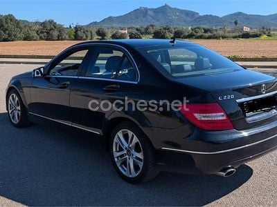 Usado Mercedes C220 Avantgarde 170 CV (125 kW) 2012 Negro Berlina