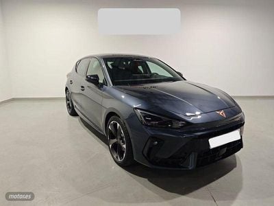 Gris Nuevo 2025 Cupra Leon Berlina | 32.000 € (Precio justo)