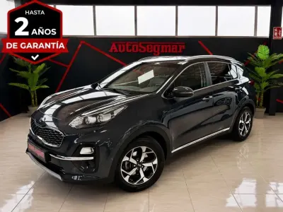 Usado Kia Sportage GT-Line 136 CV (100 kW) 2019 Azul SUV