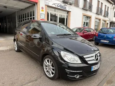 Usado Mercedes B180