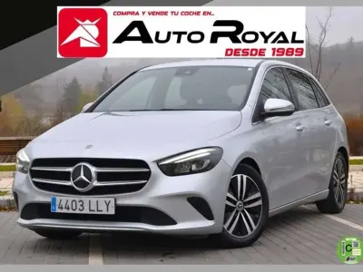 Usado Mercedes B180 Advantage 116 CV (85 kW) 2020 Plateado Utilitario