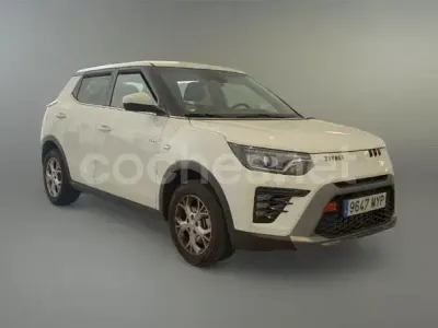 Usado KGM Tivoli 135 CV (99 kW) 2025 Blanco SUV