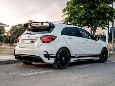Blanco Usado 2017 Mercedes A45 AMG AMG Berlina | 29.900 € (Buen precio)
