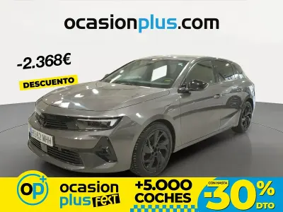 Usado Opel Astra 130 HP (95 kW) 2023 Cinzento Sedan