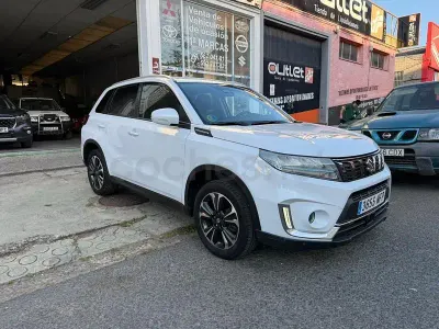 Usado Suzuki Vitara GLX 129 CV (94 kW) 2023 Blanco SUV