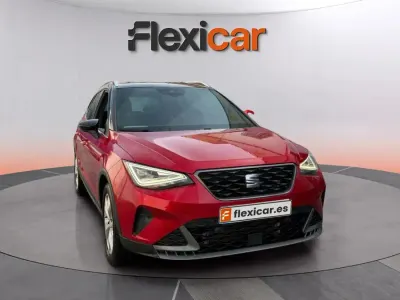 Usado Seat Arona FR 150 CV (110 kW) 2023 Burdeos SUV