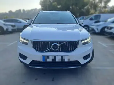 Usado Volvo XC40 Inscription 211 CV (155 kW) 2022 Blanco SUV