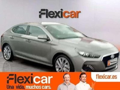 Käytetty Hyundai i30 120 HP (88 kW) 2018 Harmaa Sedan