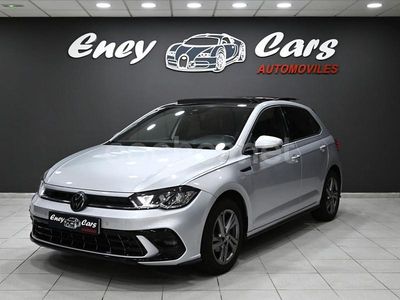 Gris / plata Usado 2023 VW Polo R-line Berlina | 18.995 € (Un poco caro)