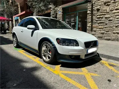 Usado Volvo C30 Summum 100 CV (73 kW) 2007 Blanco Utilitario