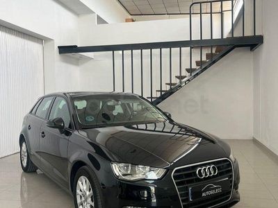 Usado Audi A3 Ambiente 122 CV (89 kW) 2013 Negro Berlina