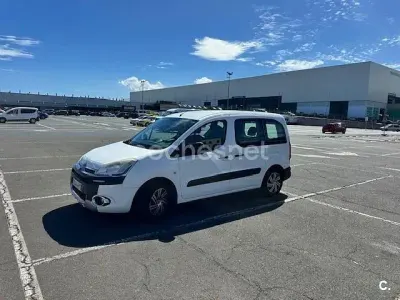 Usado Citroën Berlingo Tonic 92 HP (67 kW) 2014 Branco Monovolume