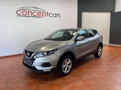 Usado Nissan Qashqai Acenta 116 CV (85 kW) 2018 Plateado SUV