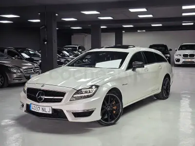 Usado Mercedes CLS63 AMG Shooting Brake AMG 585 CV (430 kW) 2014 Blanco Familiar