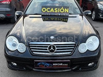 Negro Usado 2006 Mercedes C230 Berlina | 4990 € (Super precio)