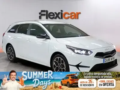 Usado Kia Ceed Style 100 CV (73 kW) 2025 Blanco Utilitario