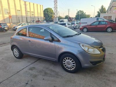 Gris / plata Usado 2009 Opel Corsa Berlina | 3999 € (Precio justo)