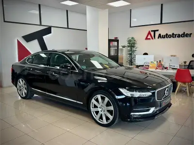 Usado Volvo S90 Inscription 190 CV (139 kW) 2018 Negro Berlina