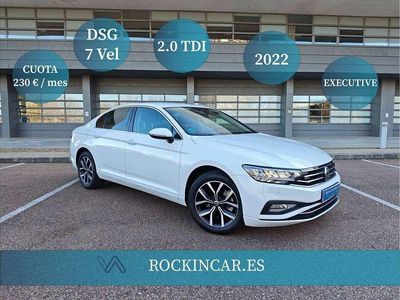 Usado VW Passat Executive 150 CV (110 kW) 2022 Blanco Familiar