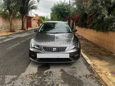 Gris / plata Usado 2017 Seat Leon XCELLENCE Berlina | 13.500 € (Precio justo)