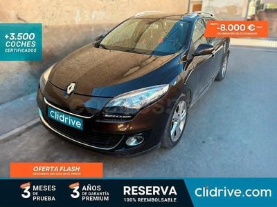 Usado Renault Mégane Dynamique 130 CV (95 kW) 2012 Marrón Berlina
