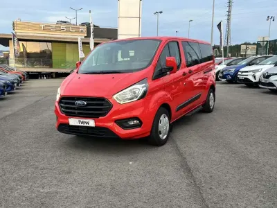 Usado Ford Transit Custom Trend 131 CV (96 kW) 2023 Rojo Familiar