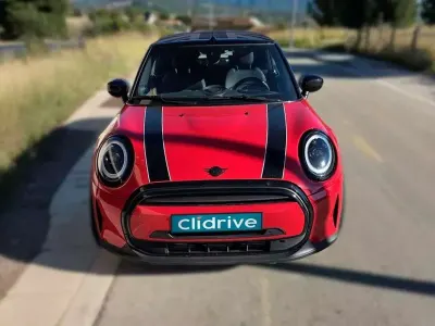 Usado Mini Cooper Cabriolet 136 CV (100 kW) 2023 Rojo Descapotable