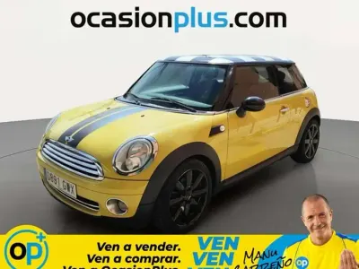 Usado Mini Cooper 122 CV (89 kW) 2010 Amarillo Utilitario