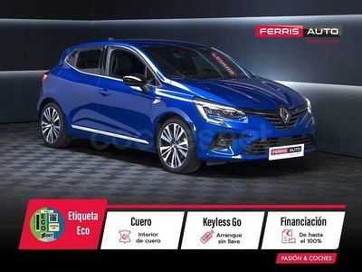 Begagnad Renault Clio V Initiale Paris 140 HK (102 kW) 2021 Blå Sedan