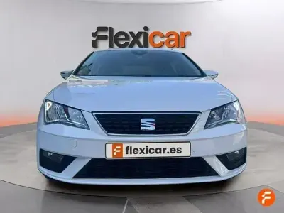 Usado Seat Leon Style 115 CV (84 kW) 2020 Blanco Berlina