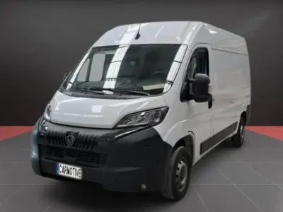 Usado Peugeot Boxer 120 CV (88 kW) 2024 Blanco Van
