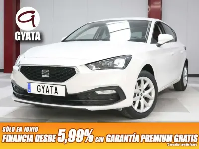 Usado Seat Leon Style 116 CV (85 kW) 2021 Blanco Utilitario