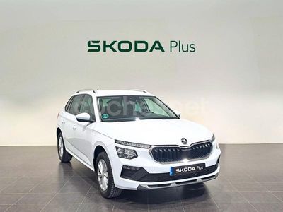 Usado Skoda Kamiq Selection 115 CV (84 kW) 2025 Blanco SUV