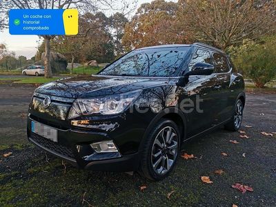 Usado Ssangyong (KGM) Tivoli 115 CV (84 kW) 2016 Negro SUV