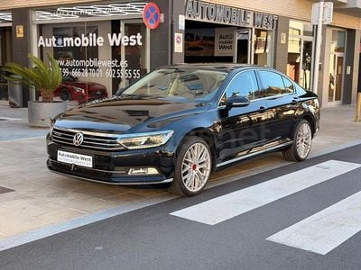 Usado VW Passat Sportline 240 CV (176 kW) 2016 Negro Berlina