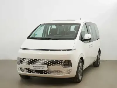 Usado Hyundai Staria Style 225 CV (165 kW) 2025 Blanco Monovolumen