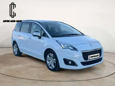 Usado Peugeot 5008 Style 120 HP (88 kW) 2015 Branco Monovolume